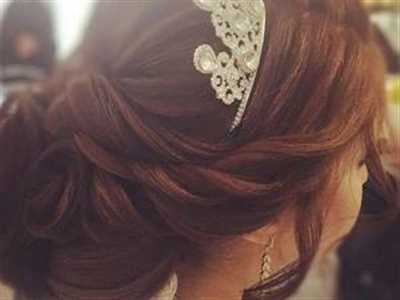 آموزشگاه مراقبتهای زیبایی و سالن عروس هلهله