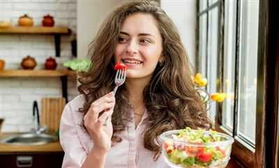 کمبود ویتامین و ریزش مو؛ راهنمای جامع تغذیه برای موهایی پرپشت و درخشان