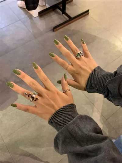 ۳۰ مدل طراحی ناخن بهاری و جدید سبز ماچا | طبیعی و متفاوت باشید!