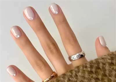 جدیدترین مدل‌های لاک ناخن میلکی یا شیری؛ ایده‌های شیک و ترند برای هر سلیقه