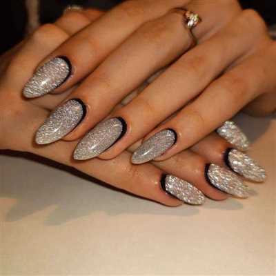 لاک ژل آیس نقره‌ای طرح جدید رسید؛ چقدر خوشگل و خاصن اینا