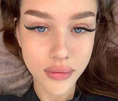 شیک‌ترین کاشت مژه برای چشم ریز؛ مدل مژه ای که چشمو درشت و باز میکنه