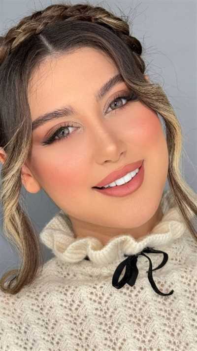 نمونه میکاپ صورت توسط میکاپ آرتیست خانم معصومه محمدی