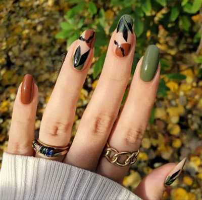 ۳۰ مدل طراحی ناخن بهاری و جدید سبز ماچا