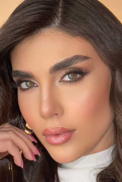 نمونه میکاپ صورت توسط میکاپ آرتیست خانم معصومه محمدی
