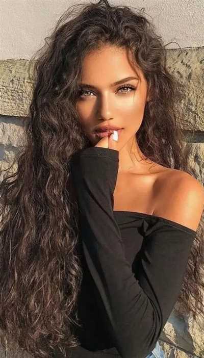 بیش از 30 مدل میکاپ صورت ویژه بانوان با چشم قهوه‌ای ترند سال
