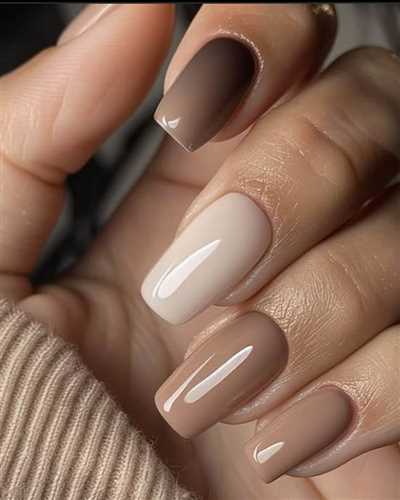 طراحی زیبا و شیک لاک ناخن موکا موس لاکچری