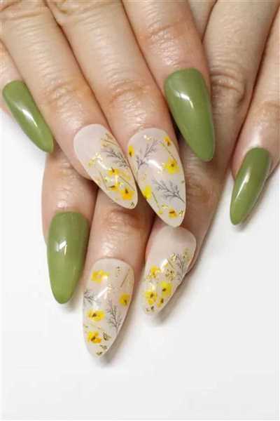 ۳۰ مدل طراحی ناخن بهاری و جدید سبز ماچا