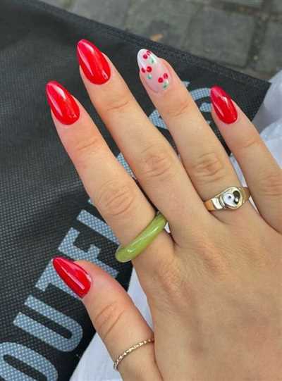 بیش از 20 مدل جذاب و شیک لاک ناخن رنگ قرمز گیلاسی ترند سال