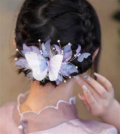 بیش از ۳۰ مدل مو با اکسسوری پروانه ای زیبا و جذاب
