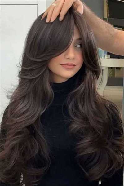 50 مدل مو چتری پروانه ای ترند سال 2024