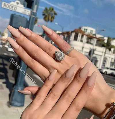 50 طرح زیبا و جذاب ناخن مات ترند سال