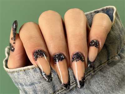 طراحی زیبا و شیک ناخن اجرا شده توسط خانم الهه
