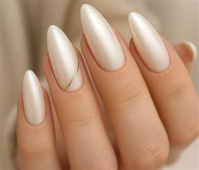 30 مدل از جدیدترین مدل‌های لاک ناخن میلکی یا شیری ترند سال