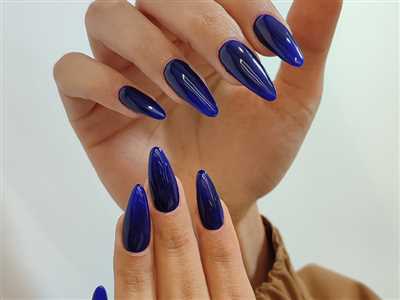 طراحی و کاشت ناخن توسط ناخنکار خانم الهه