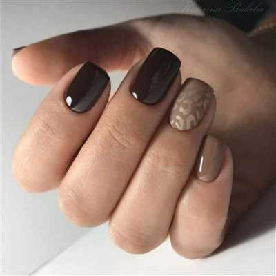 طراحی ناخن مد سال 2025 با ایده های ساده و شیک