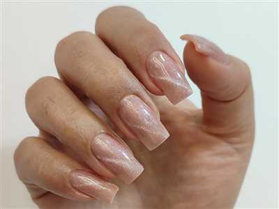 طراحی و کاشت ناخن توسط ناخنکار خانم الهه