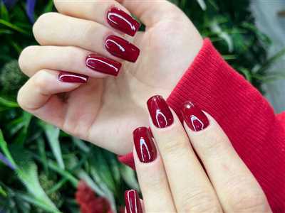 طراحی و کاشت ناخن در سالن زیبایی پریسا امینه